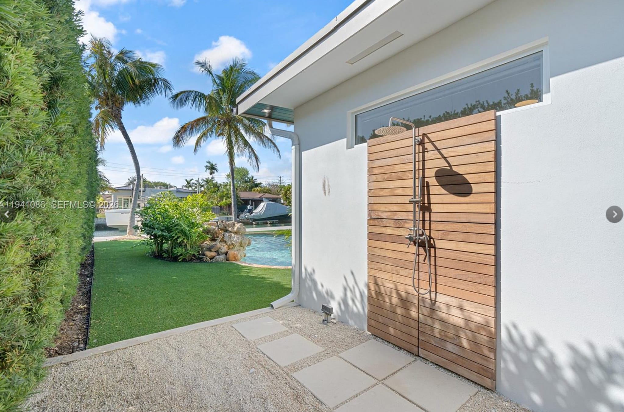 Building Photo - 7810 Hawthorne Ave