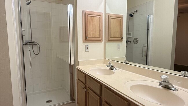 Building Photo - 13111 Leader Trail