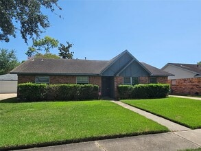 Building Photo - 1113 E Amherst Ln