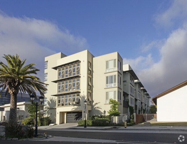 Primary Photo - DeVries Place