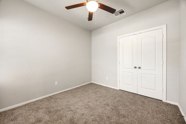 Building Photo - 8511 Balding Dr