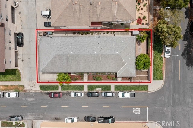 Building Photo - 983 W 10th St