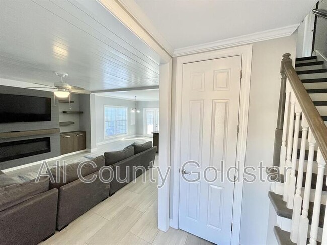 Building Photo - 4254 Flamingo Blvd