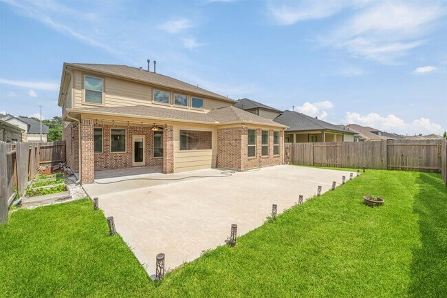 Building Photo - 18318 Windy Knl Wy