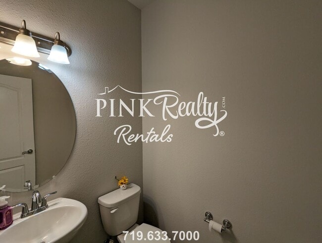 Building Photo - 19 N Raven Mine Dr