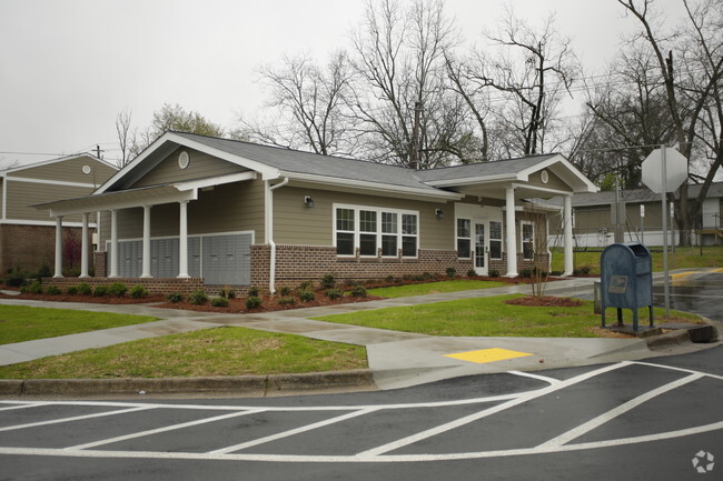 Primary Photo - Keystone Apartments