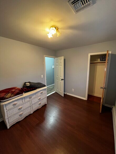 Building Photo - 1720 Grier Ave