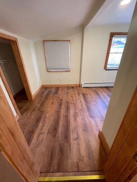 Bed2 - 310 Wadleigh Falls Rd