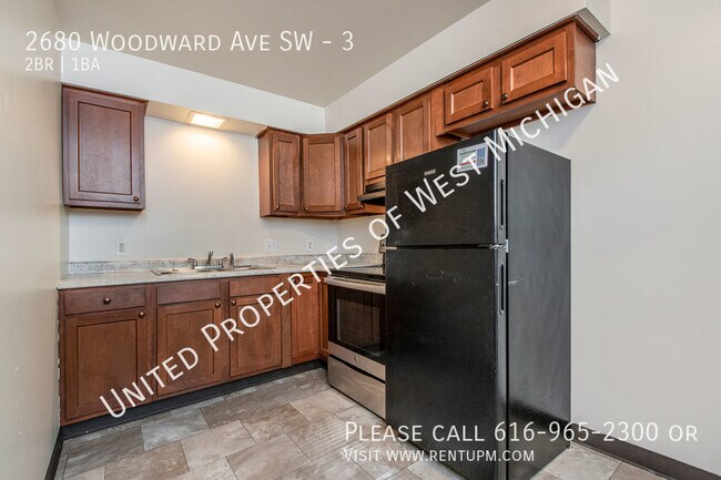Building Photo - Available Now | 2 Bedroom 1 Bath Apartment...