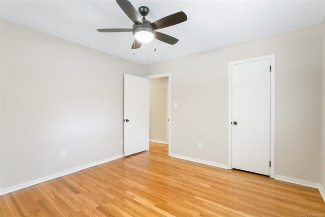 Building Photo - 208 Longhill Rd