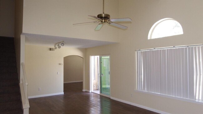 Building Photo - 7808 Walnut Grove Ct