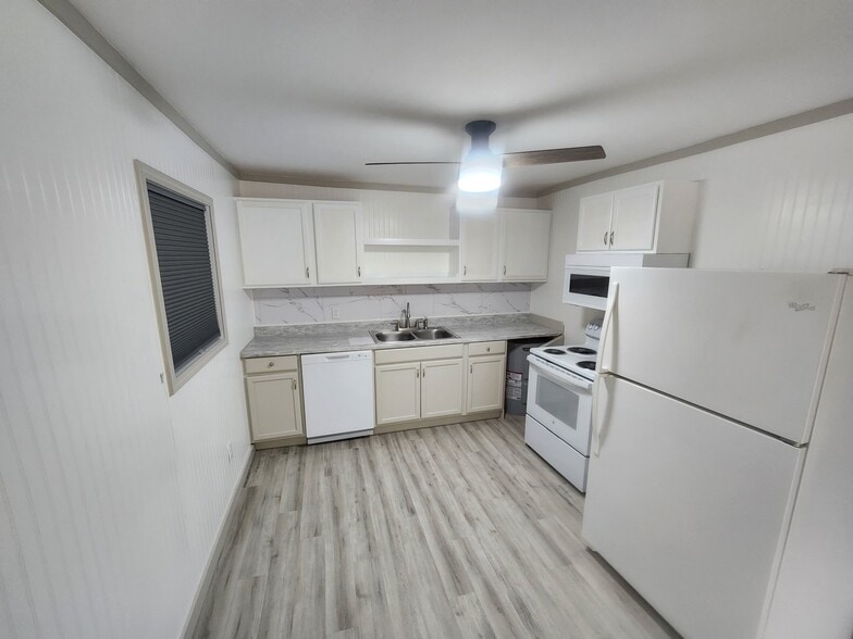 Building Photo - 67 Dearmin Terrace