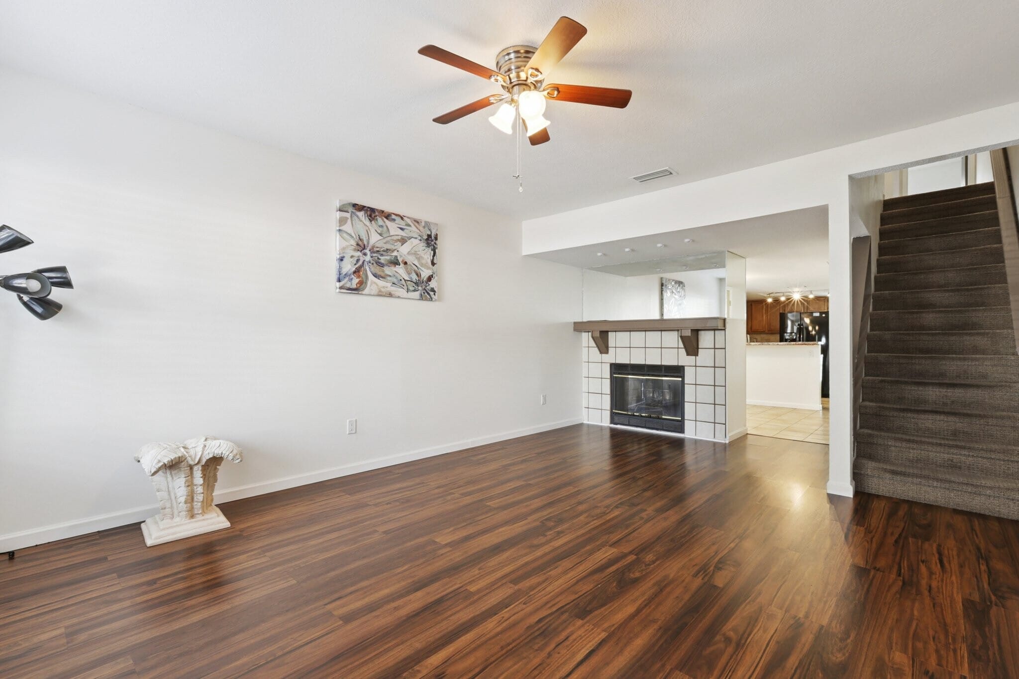 Building Photo - 7618 Colonial Ct