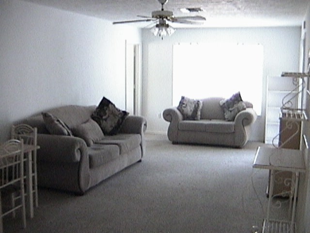 Building Photo - 3800 SW 20th Ave