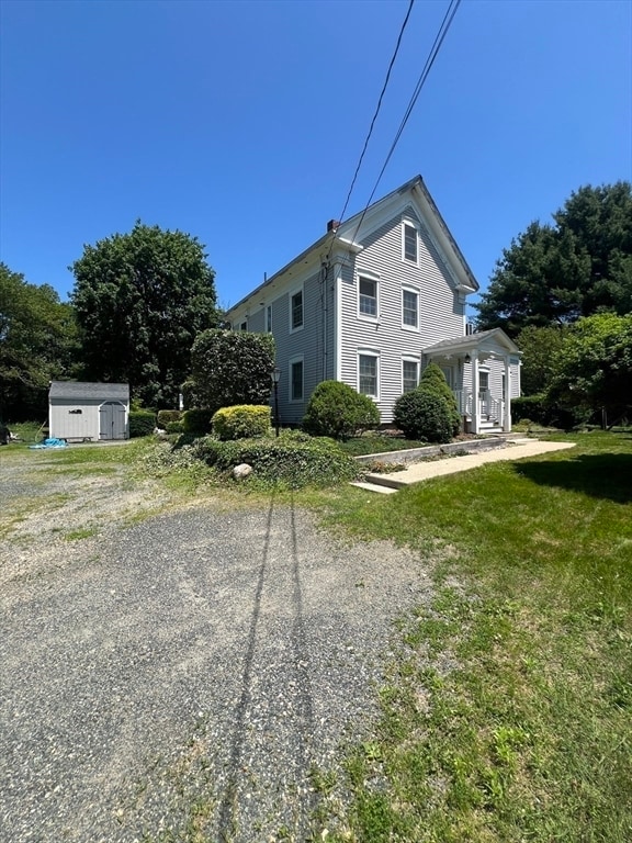 Building Photo - 282 Village St