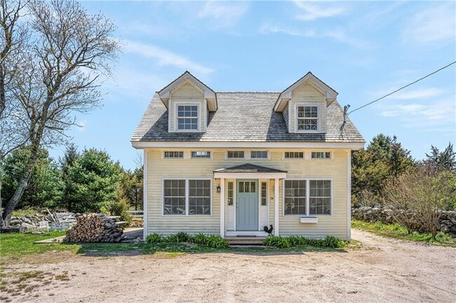 Primary Photo - 54 Metaterraine Ave