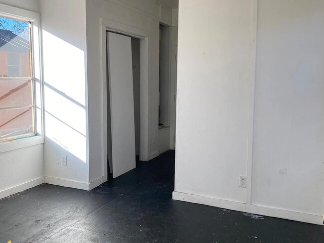 Building Photo - 109 Nancy Pl.