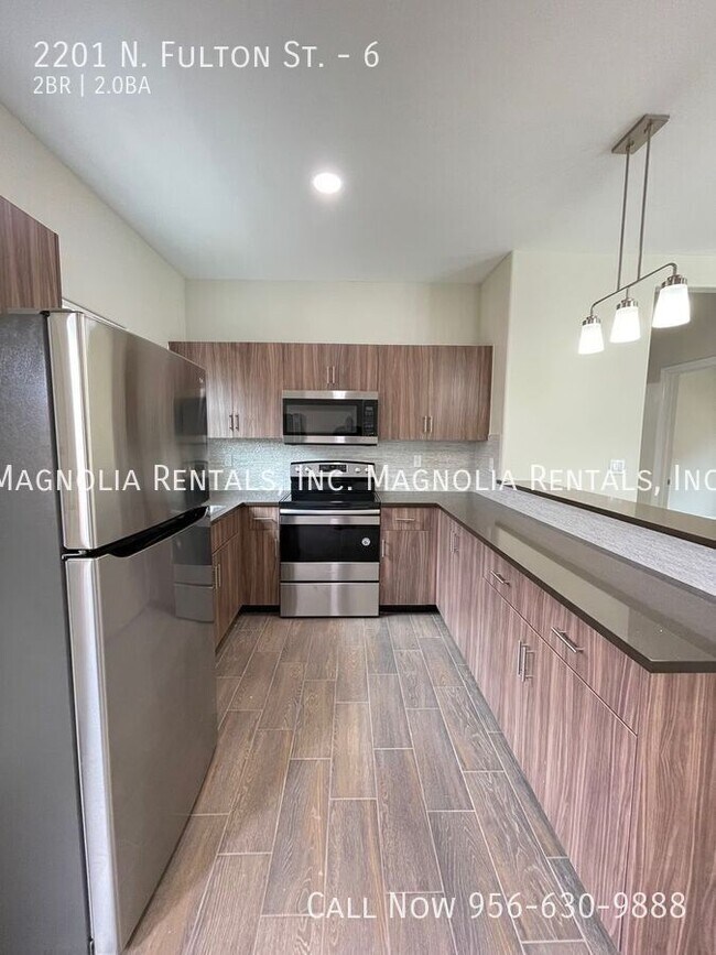 Building Photo - 2201 N Fulton St