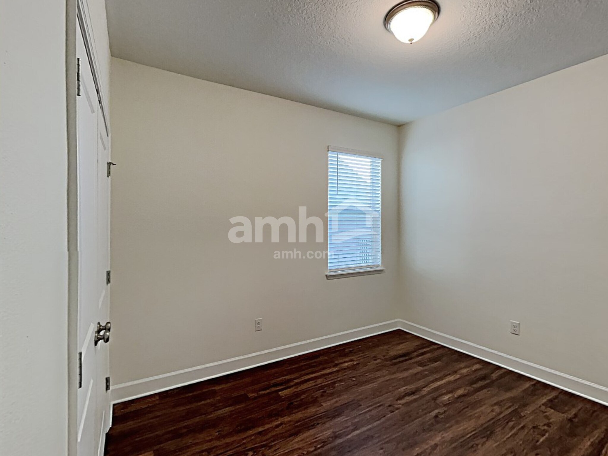Building Photo - 3537 S Bartlett Way