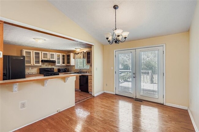 Building Photo - 6134 Raintree Bend