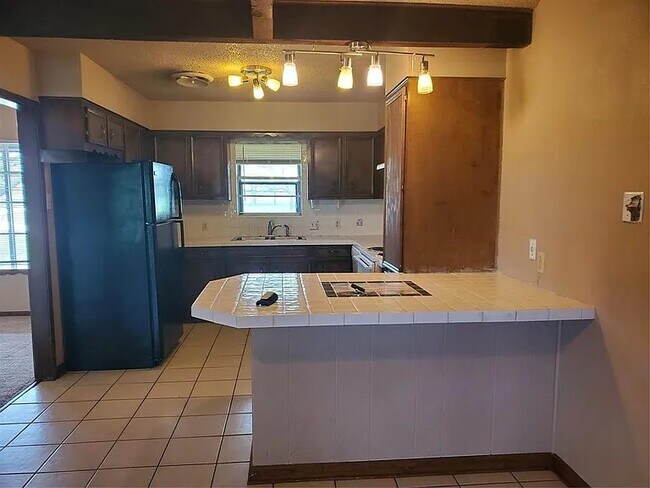 Building Photo - 935 Bacacita Farms Rd