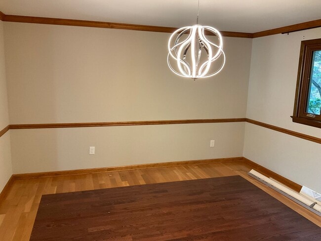 Building Photo - 4-Bedroom Home with 2 Full + 2 Half Baths ...