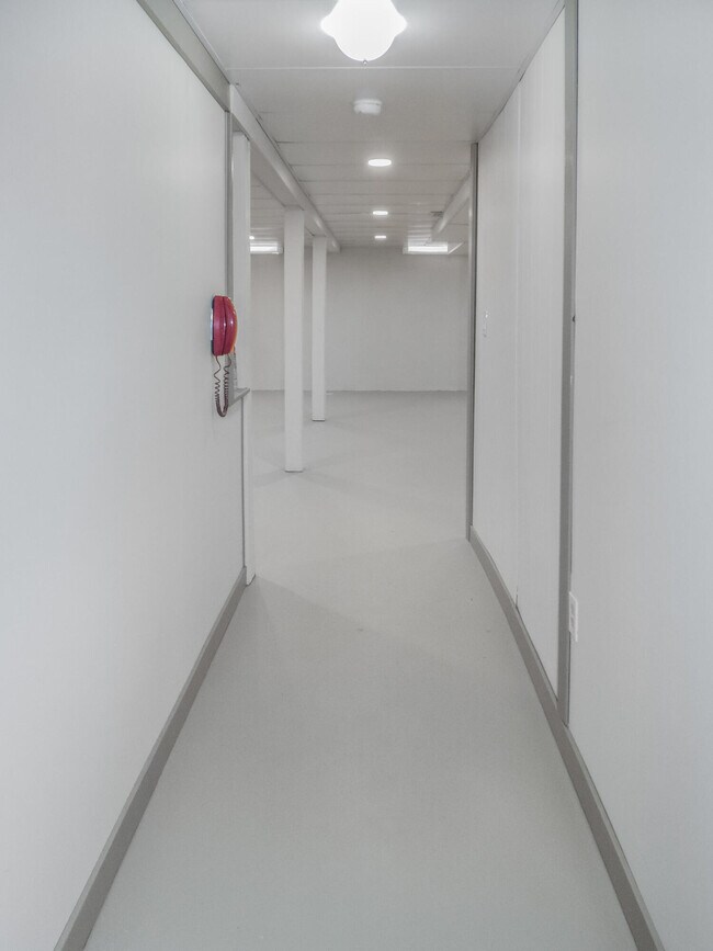 Building Photo - 37183 Vargo