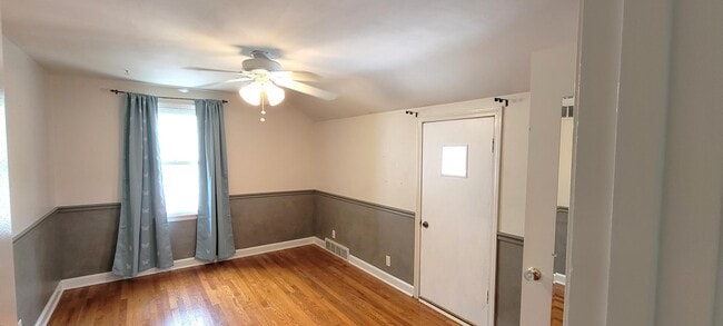 Building Photo - 2626 N 73rd St