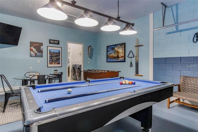 Building Photo - 5376 Oakbourne Ave