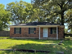 Building Photo - 5178 Fairview Highland Dr