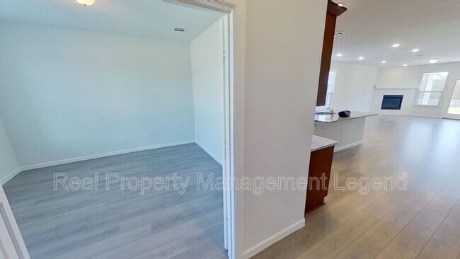 Building Photo - 442 Diamond Creek Dr