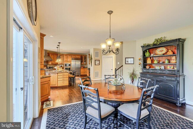 Building Photo - 1319 Martin Meadows Dr