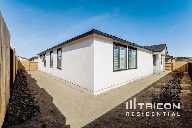 Building Photo - 807 Fire Wheel Dr