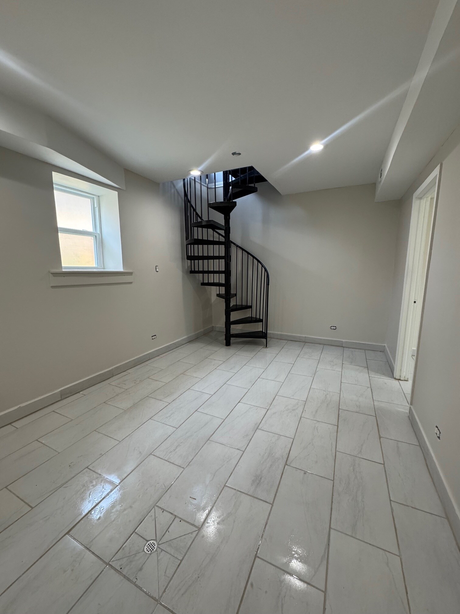Building Photo - 4531 S Spaulding Ave