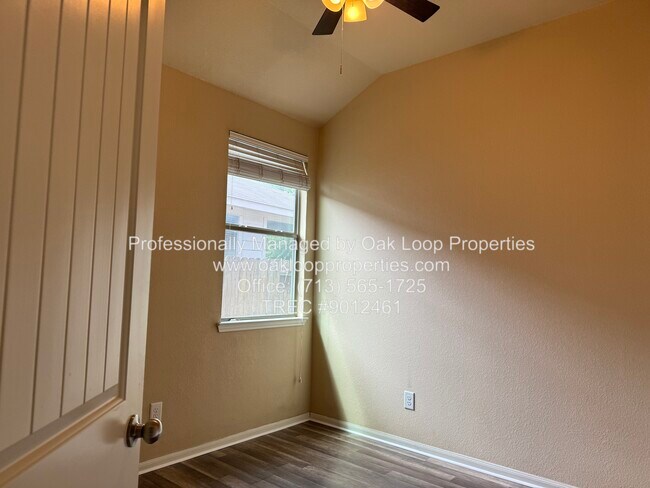Building Photo - 21614 Alexandria Forest Ct