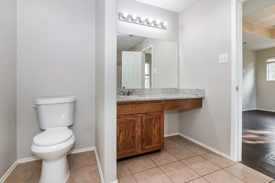 Building Photo - 7510 American Holly Ct