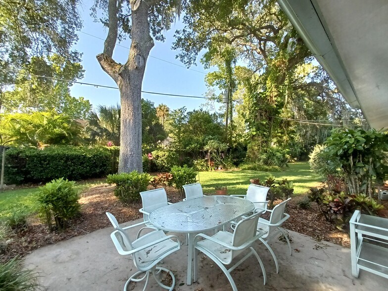 Patio Facing North - 818 Hand Ave