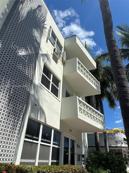 Building Photo - 524 Washington Ave