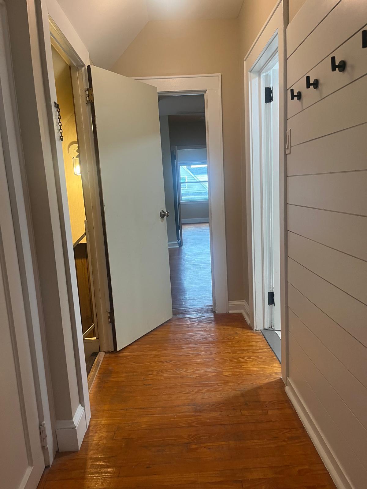 Building Photo - 97 W 54th St