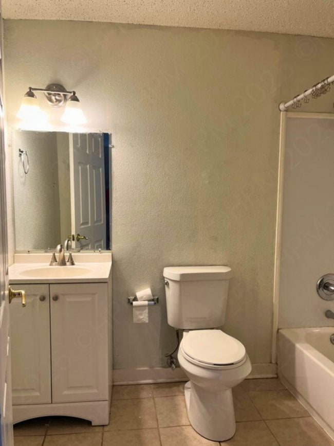 Building Photo - Hays Street 812-816