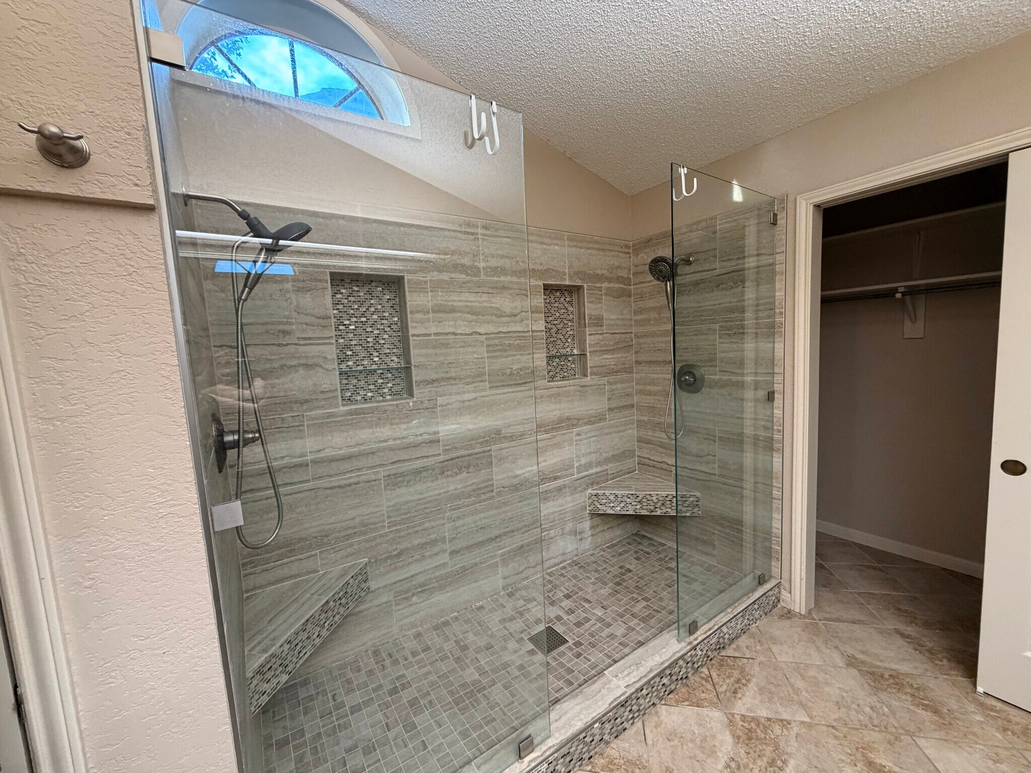 Primary shower - 3209 Pepper Grass Trail