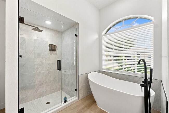 Building Photo - 2405 Appaloosa Cir