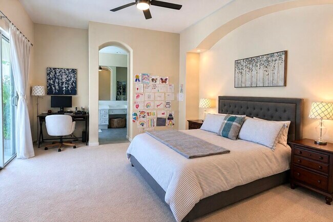 Building Photo - 90 Clavel Ct