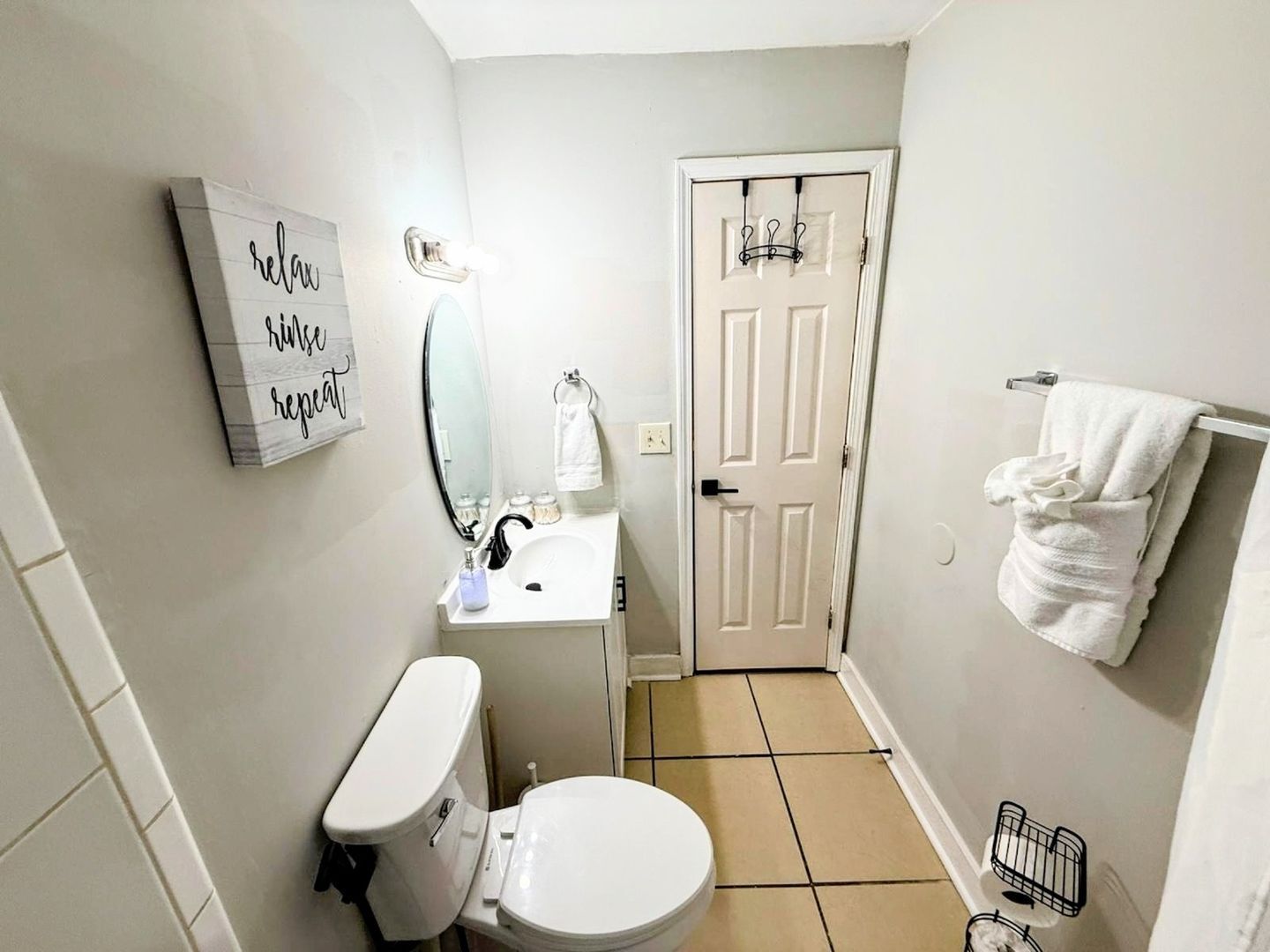 Building Photo - 5405 Glen Haven Dr