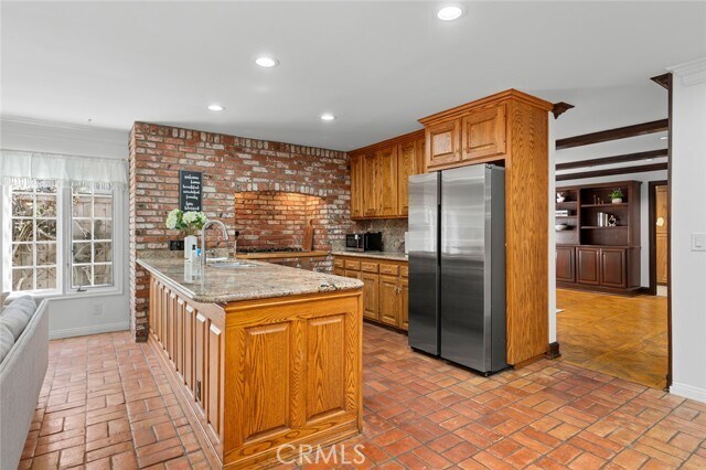 Building Photo - 16842 Harkness Cir