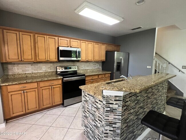 Building Photo - 100 Grey Widgeon Ct