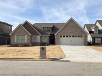 Building Photo - 9826 Willowbrook Loop