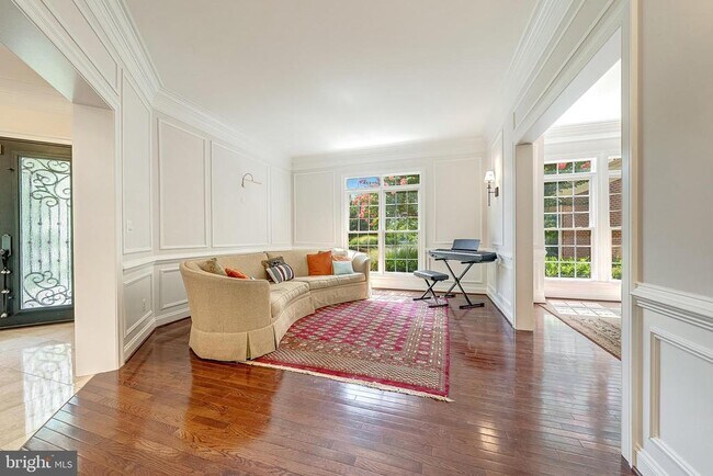 Building Photo - 18852 Ridgeback Ct