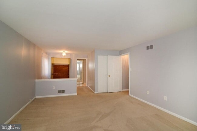 Building Photo - 1317 Forestwood Dr