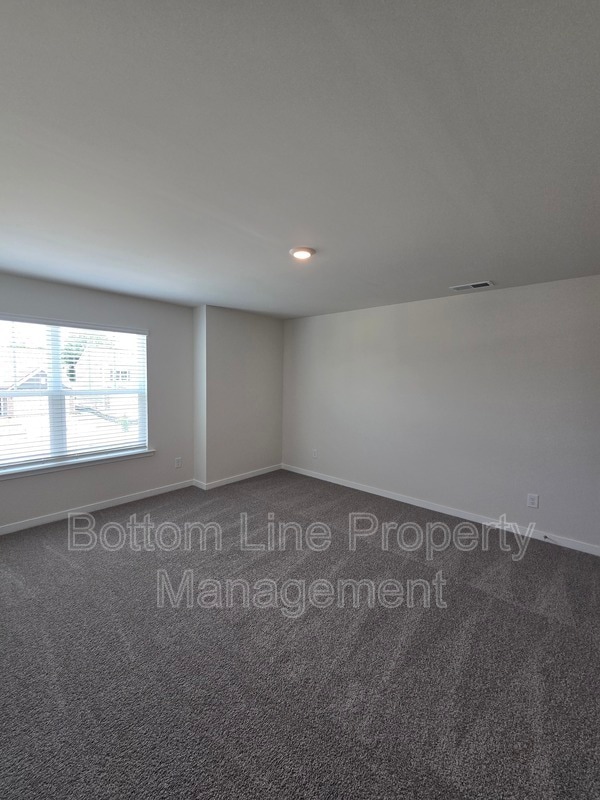 Building Photo - 549 Blackpool Ct